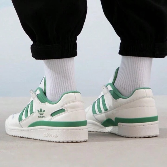 adidas Originals Forum Low CL
Men's/Casual Sneakers/IG3778 - Picture 2 of 7
